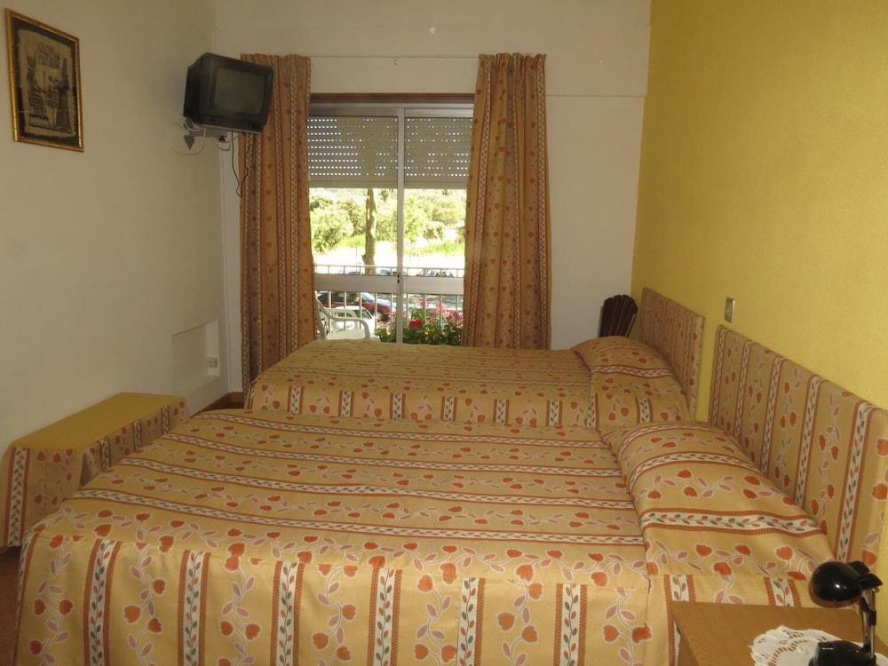 Albergue Pereira Guesthouse ฟาติมา ภายนอก รูปภาพ
