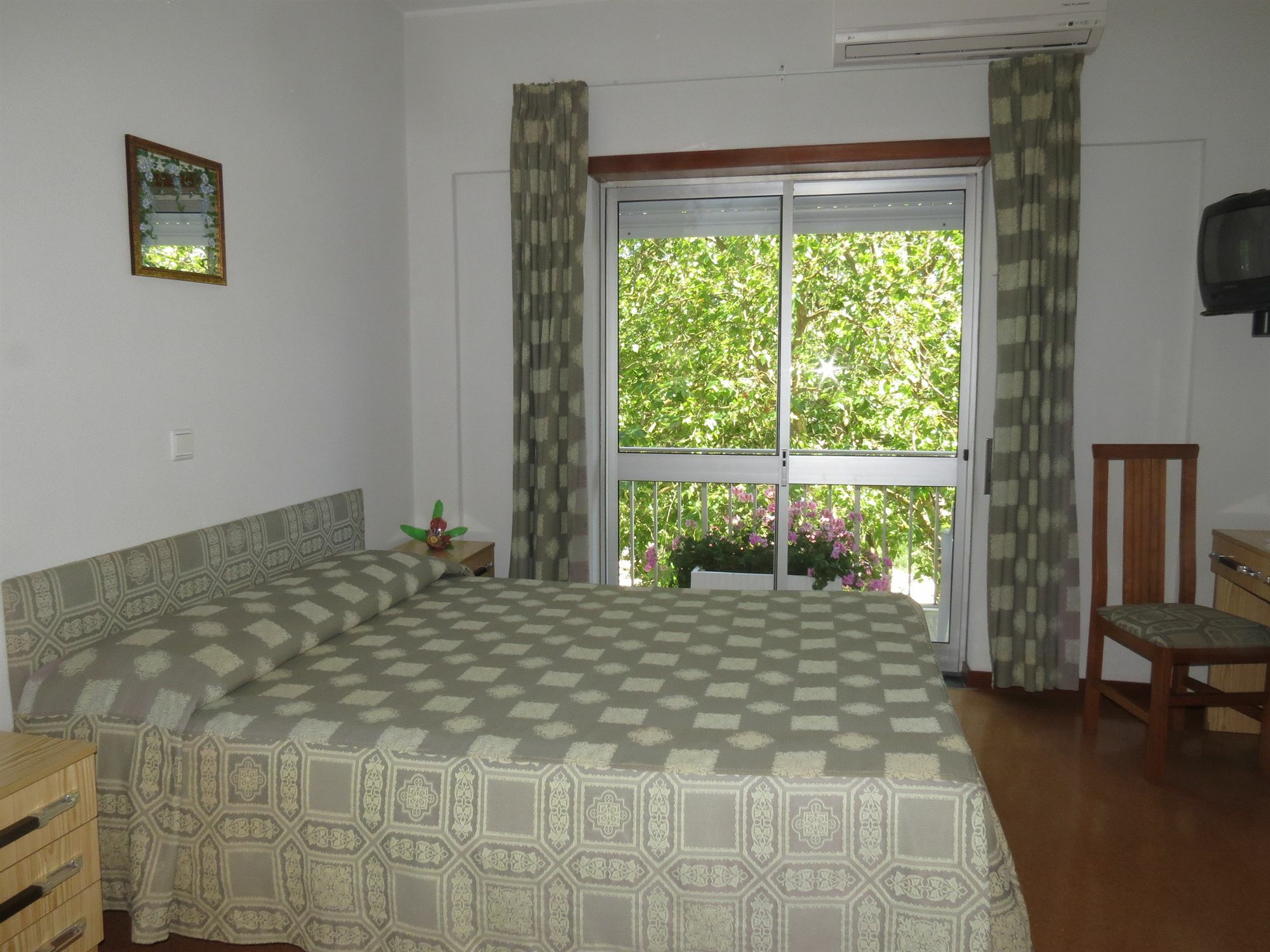 Albergue Pereira Guesthouse ฟาติมา ภายนอก รูปภาพ